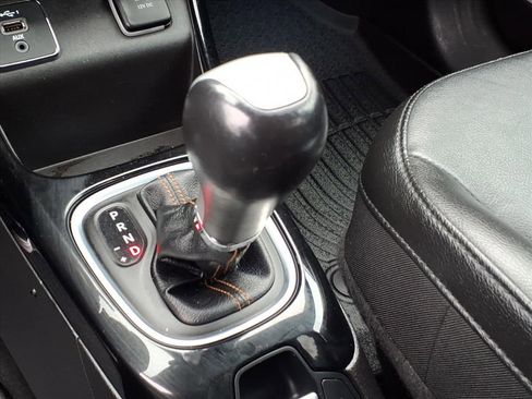 Used 2020 Jeep Compass Limited image 9