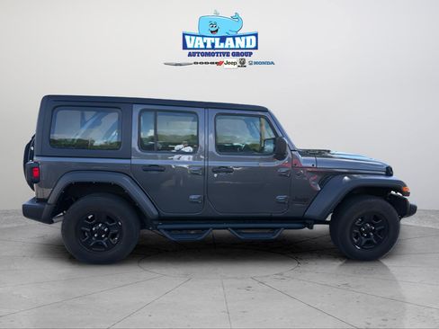 Used 2024 Jeep Wrangler Unlimited Sport AWD/4WD image 32