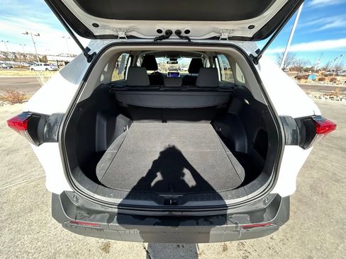 Used 2025 Toyota RAV4 XLE image 29