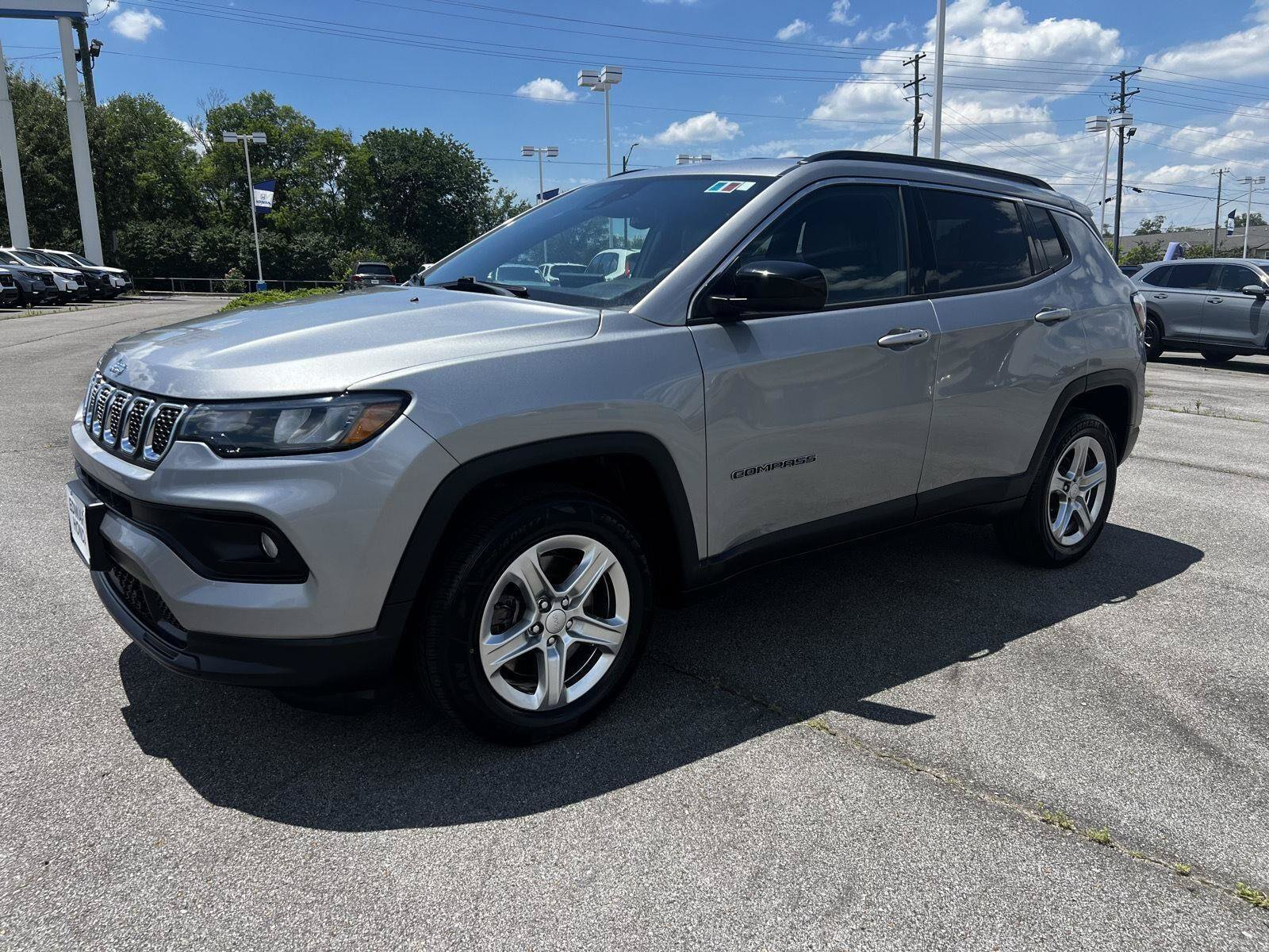 Used 2024 Jeep Compass Latitude AWD/4WD image 27