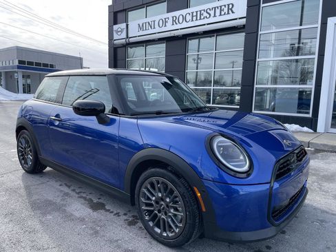 New 2025 MINI Cooper S FWD image 1