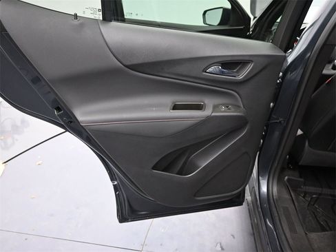 Used 2023 Chevrolet Equinox RS w/ LPO, Floor Liner Package image 17