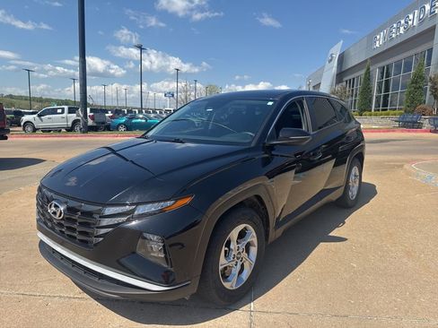 Used 2022 Hyundai Tucson SE image 4