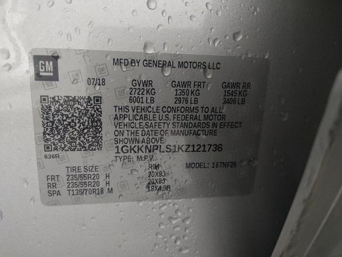 Used 2019 GMC Acadia Denali w/ Technology Package FWD image 33