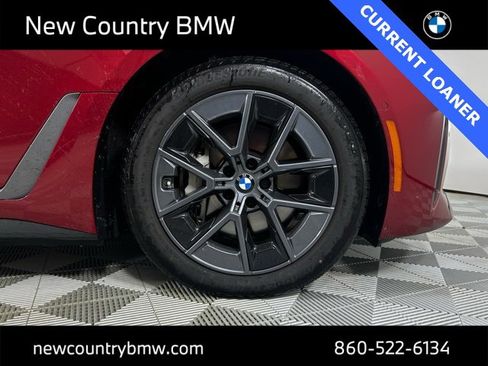 Used 2025 BMW i4 xDrive40i w/ Premium Package image 9