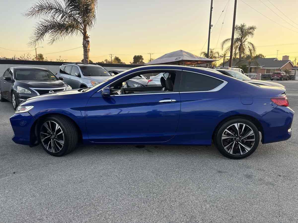 Used 2017 Honda Accord EX-L image 2