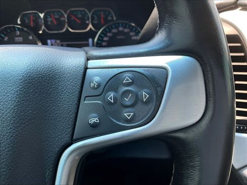 Used 2018 GMC Yukon SLT AWD/4WD image 12