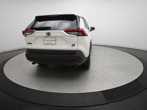 Used 2024 Toyota RAV4 LE image 33