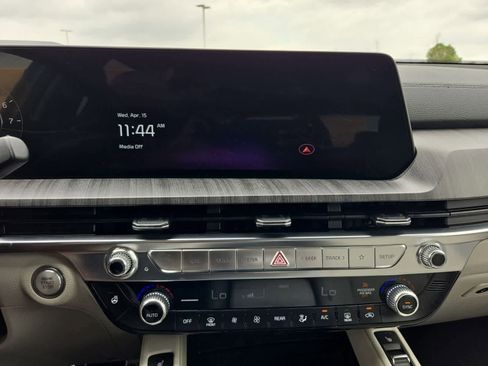 Used 2025 Kia Telluride SX image 27