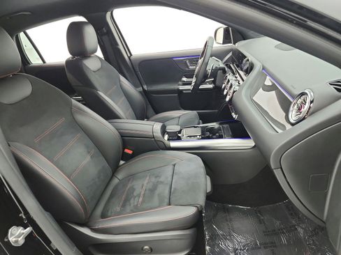 Used 2022 Mercedes-Benz GLA 35 AMG 4MATIC image 19