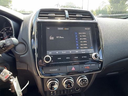Used 2025 Mitsubishi Outlander Sport AWD image 31