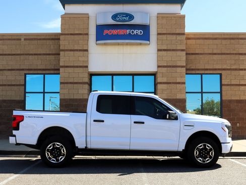 Certified 2023 Ford F150 Lightning XLT AWD/4WD image 5