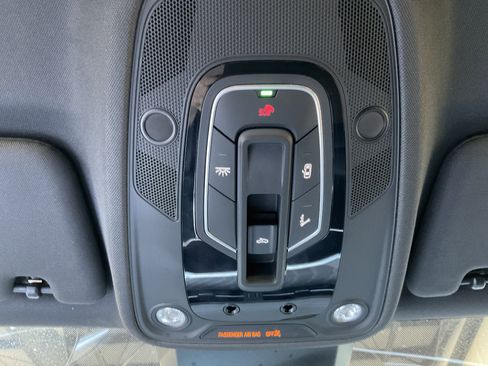 Used 2024 Audi A6 Premium Plus image 36