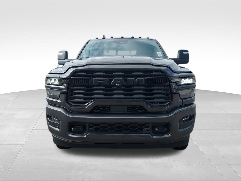 New 2026 RAM 3500 Big Horn AWD/4WD image 3