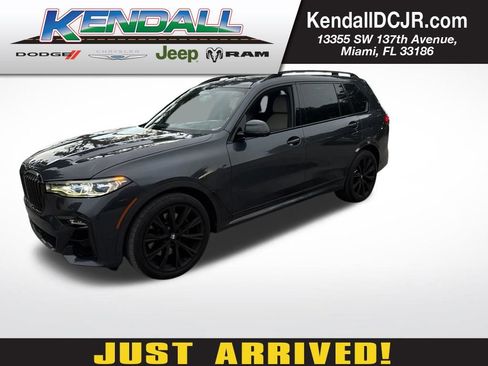 Used 2021 BMW X7 M50i AWD/4WD image 1