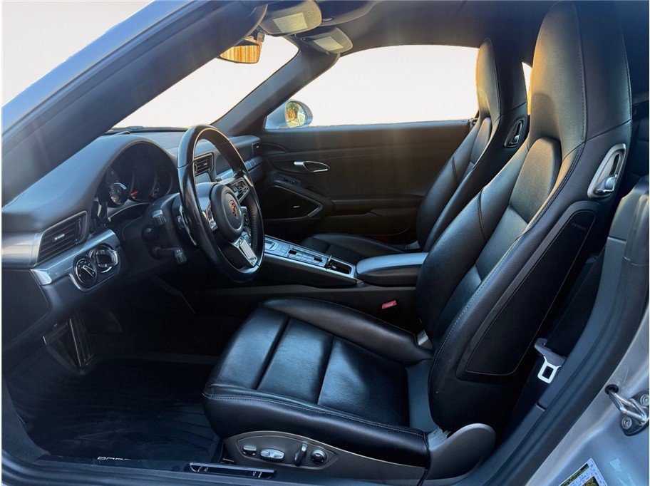 Used 2017 Porsche 911 Carrera S RWD image 9