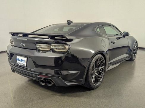 Used 2019 Chevrolet Camaro ZL1 image 9