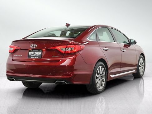 Used 2016 Hyundai Sonata Sport w/ Option Group 02 FWD image 5