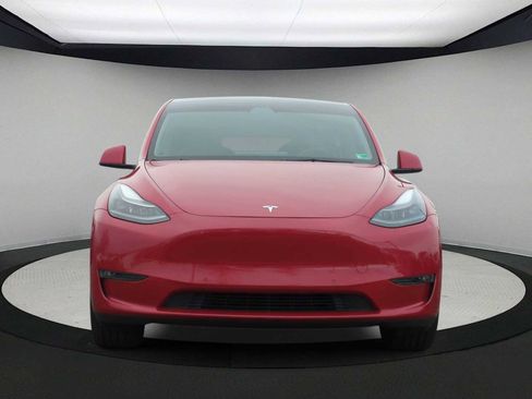 Used 2021 Tesla Model Y Performance image 3