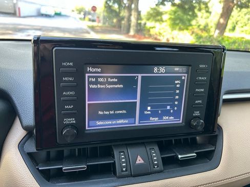 Used 2019 Toyota RAV4 XLE Premium FWD image 24