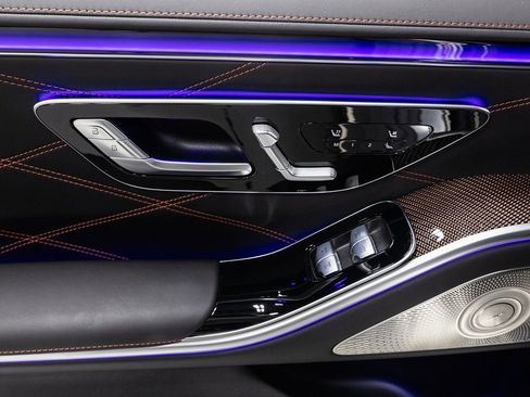 Used 2024 Mercedes-Benz S 63 AMG S w/ Rear Seat Package image 29