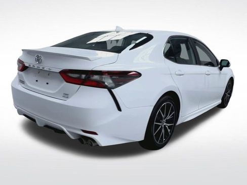 Certified 2024 Toyota Camry SE w/ Cold Weather Package image 10