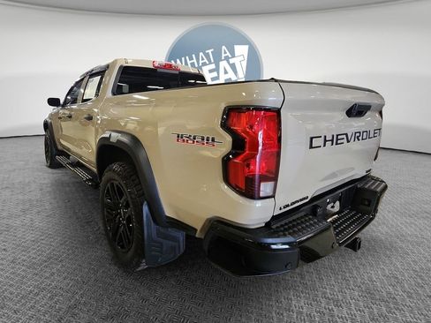 Used 2024 Chevrolet Colorado Trail Boss w/ Advanced Trailering Package AWD/4WD image 7