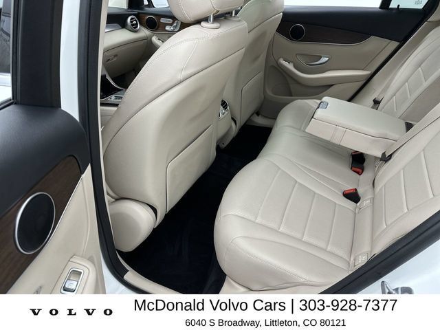 Used 2020 Mercedes-Benz GLC 300 4MATIC image 23
