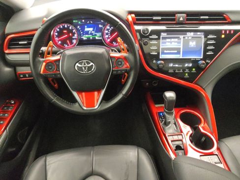 Used 2019 Toyota Camry XSE FWD image 22