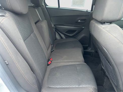 Used 2021 Chevrolet Trax LS w/ Tint and Cruise Package image 16