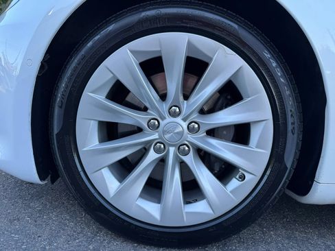 Used 2017 Tesla Model S 75D AWD/4WD image 18
