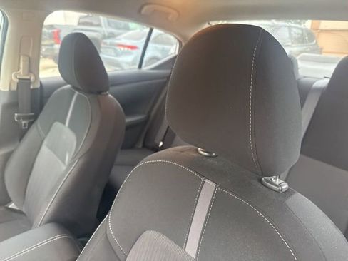 Used 2024 Nissan Sentra SV FWD image 9
