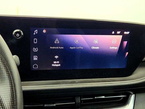 Used 2024 Buick Envista Preferred FWD image 18