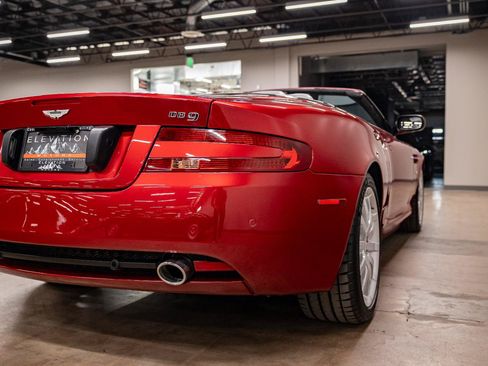 Used 2006 Aston Martin DB9 Volante RWD image 39
