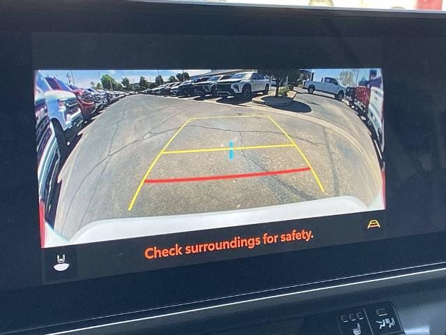 Used 2025 Toyota Camry XSE FWD image 10