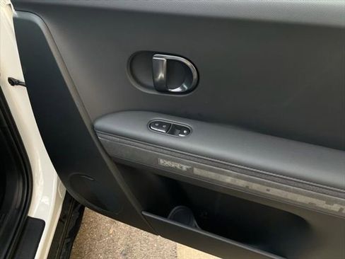 New 2025 Hyundai Ioniq 5 XRT image 17