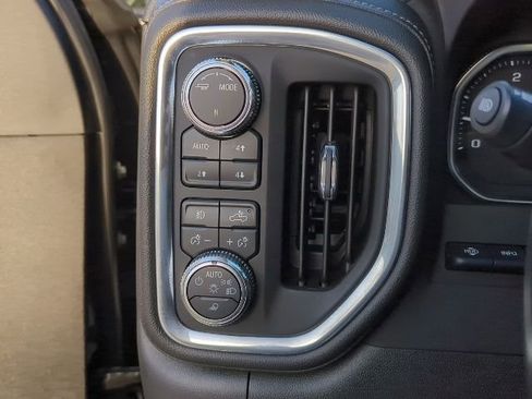 Used 2023 GMC Sierra 2500 Denali w/ Denali Ultimate Package image 16