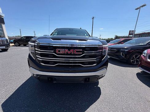 Used 2026 GMC Sierra 1500 SLT w/ SLT Premium Package AWD/4WD image 9