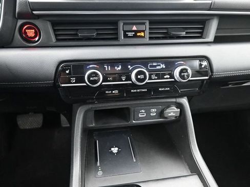 Used 2023 Honda Pilot Touring image 31