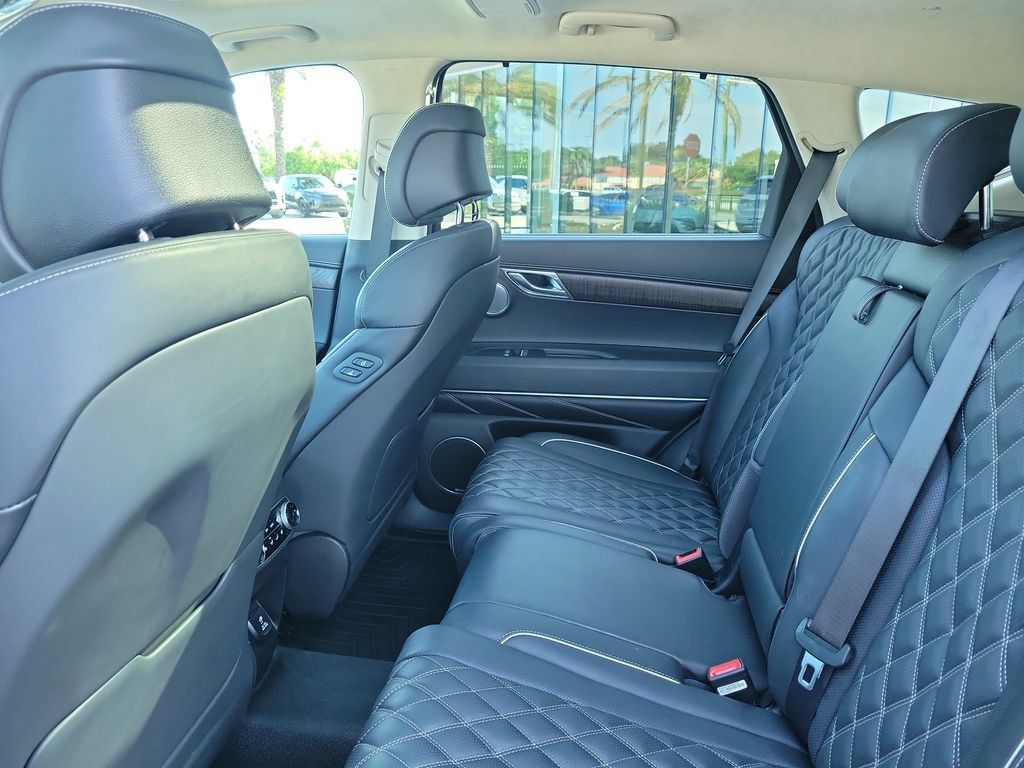 Used 2024 Genesis GV80 3.5T w/ Prestige Package AWD/4WD image 16