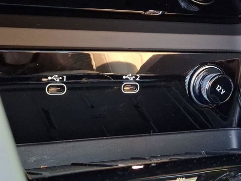 Used 2025 Audi Q5 Premium Plus w/ Premium Plus image 25