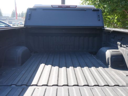 Used 2021 Chevrolet Silverado 1500 High Country w/ Technology Package image 25