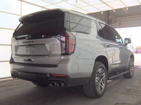Used 2025 Chevrolet Tahoe Z71 AWD/4WD image 3