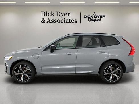 New 2025 Volvo XC60 T8 Ultra w/ Protection Package Premier image 6