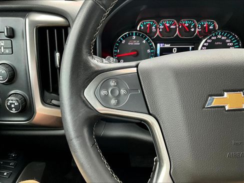 Used 2019 Chevrolet Silverado 1500 LT w/ All Star Edition AWD/4WD image 12