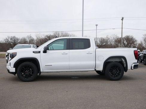 Used 2024 GMC Sierra 1500 Elevation AWD/4WD image 6
