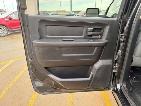 Used 2016 RAM 1500 Express w/ Black Ram 1500 Express Group image 20