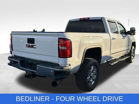 Used 2018 GMC Sierra 2500 SLT w/ Duramax Plus Package image 4