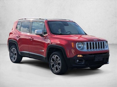 Used 2016 Jeep Renegade Limited image 3