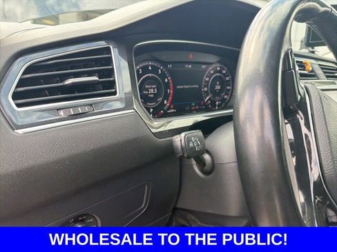 Used 2018 Volkswagen Tiguan SEL Premium FWD image 21
